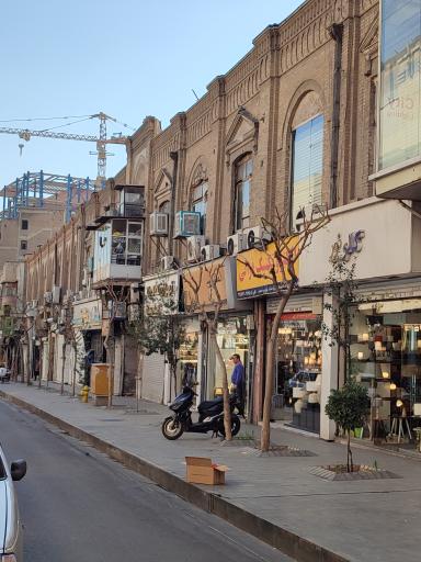 عکس بازار لاله زار تهران