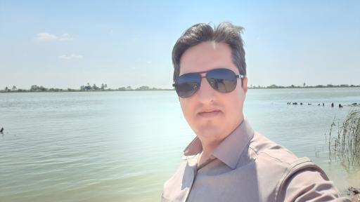 عکس اسکله شناور لنج و قایقرانی