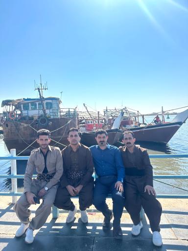 عکس اسکله شناور لنج و قایقرانی