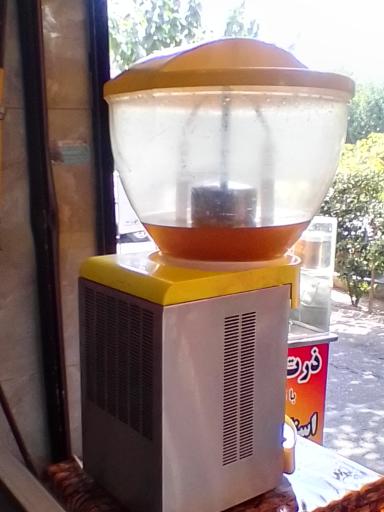 عکس آبمیوه و بستنی دلتا