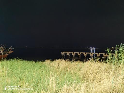 عکس اسکله شناور لنج و قایقرانی