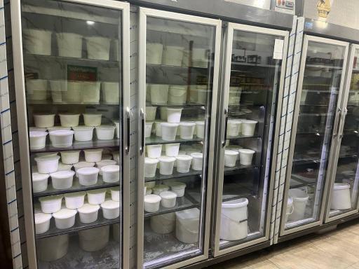 عکس لبنیات برادران اصغری 