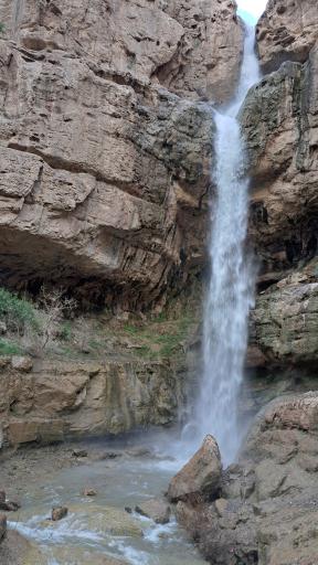 عکس آبشار دره گاهان