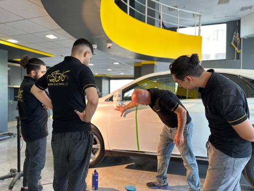 خدمات دیتیلینگ خودرو کارواکس