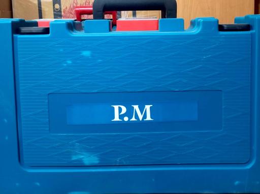 رنگ و ابزار شیرنژاد