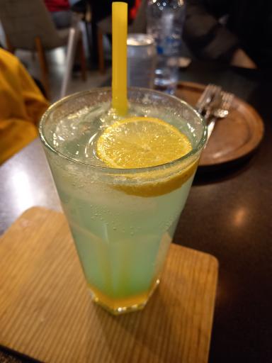 عکس کافه رستوران مانیا