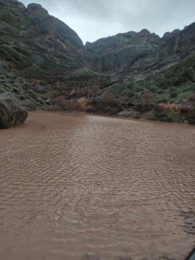 آبشار طلایی (دره گرم)