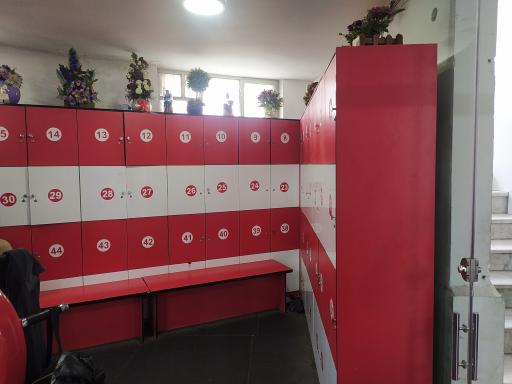 عکس باشگاه پرورش اندام لایف استایل