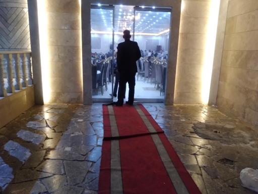 عکس باغ تالار هستی