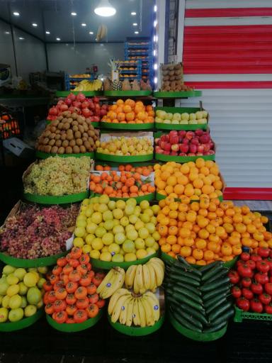 عکس میوه فروشی درجه یک ترنج