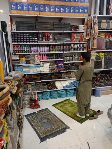 عکس فروشگاه تزئینات ماشین دبی اسپرت