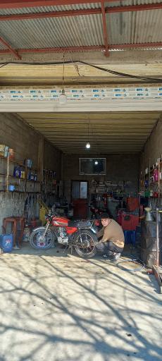 عکس تعویض روغنی طاها علیپور 