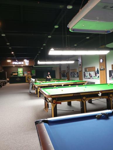 عکس باشگاه بیلیارد پالاس