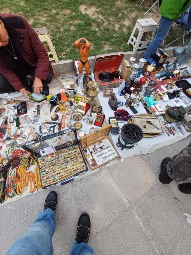 عکس جمعه بازار پروانه