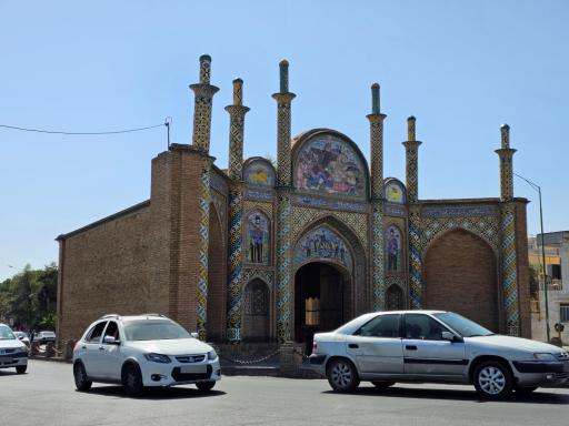 عکس میدان دروازه ارگ سمنان