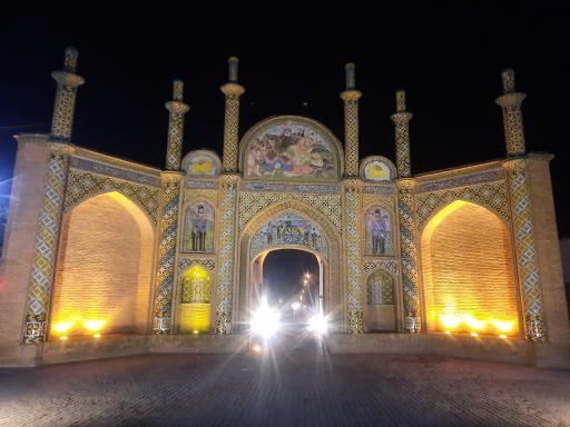 عکس میدان دروازه ارگ سمنان