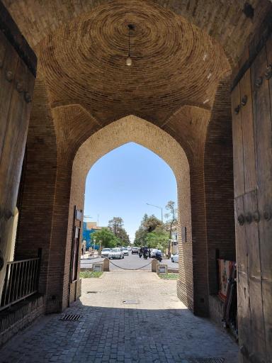 عکس میدان دروازه ارگ سمنان
