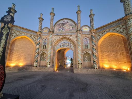عکس میدان دروازه ارگ سمنان