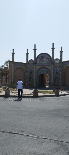 عکس میدان دروازه ارگ سمنان