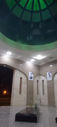 عکس یادمان شهید گمنام