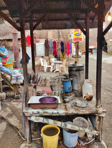 عکس سوپرمارکت توریست