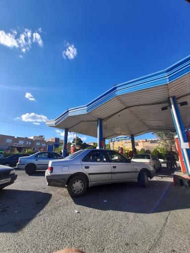 عکس پمپ بنزین