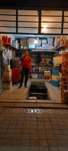 عکس تعویض روغنی رضا پاکنیت