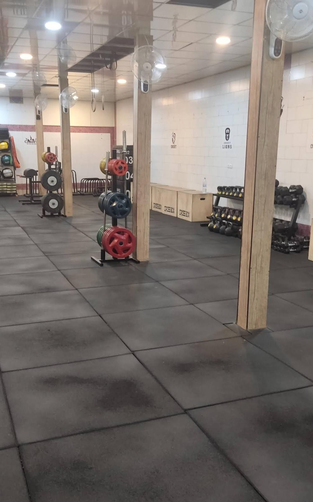 عکس باشگاه‌ کراسفیت‌ نبرد