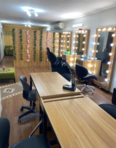 عکس سالن زیبایی ایتاب