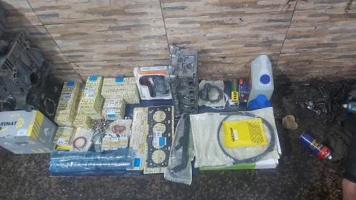 عکس کلینیک تخصصی خودرو اعتماد