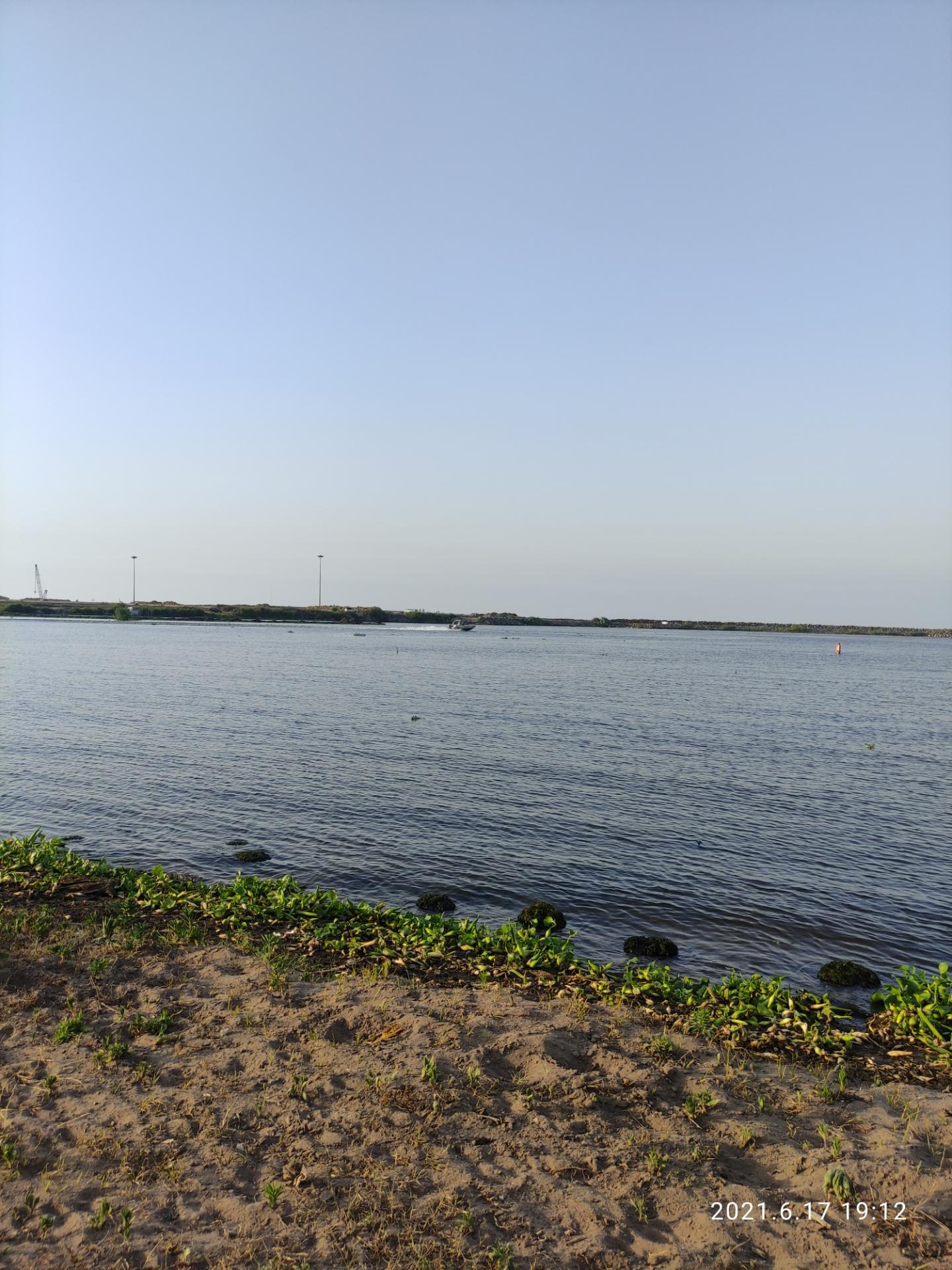 عکس بندر چمخاله