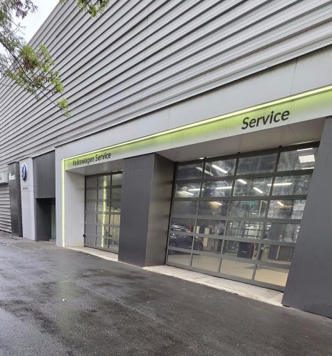 عکس تعمیرگاه مرکزی ماموت خودرو