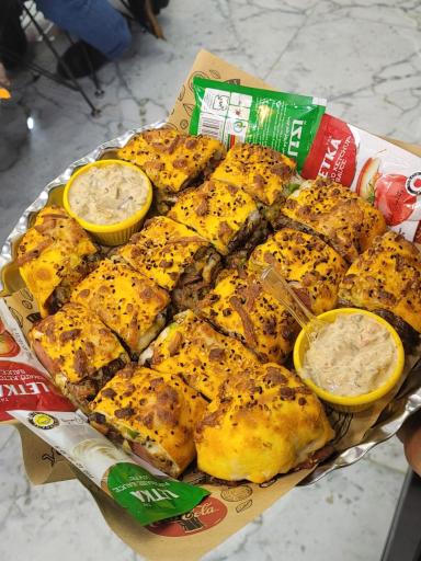 عکس برگر کینگ حاتم 