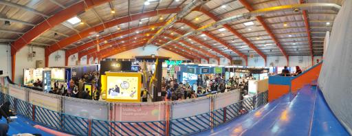 عکس سالن ورزش دانشگاه شریف ( سالن مرحوم استاد جباری)