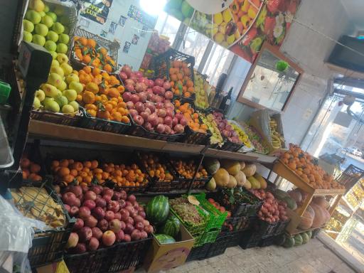 عکس میوه فروشی باغشنی
