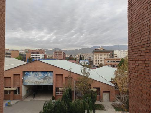 عکس سالن ورزش دانشگاه شریف ( سالن مرحوم استاد جباری)