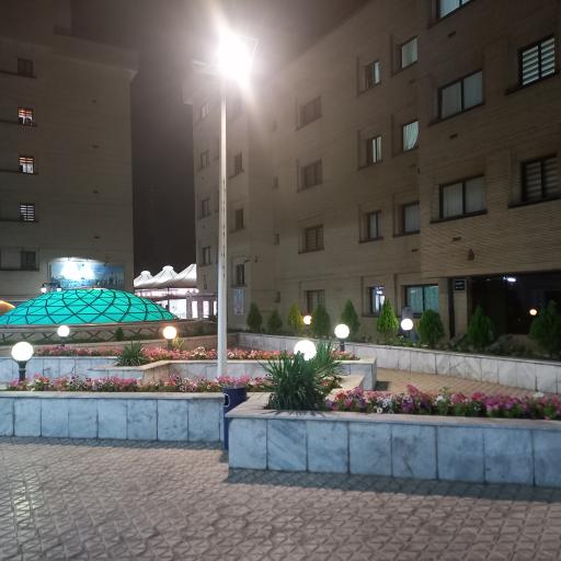 عکس زائر سرای بانک ملی ایران