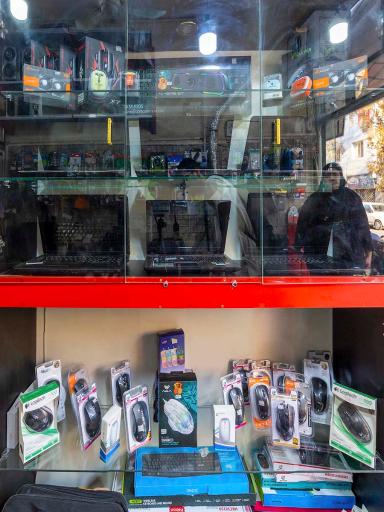 عکس پارادوکس رایانه توس