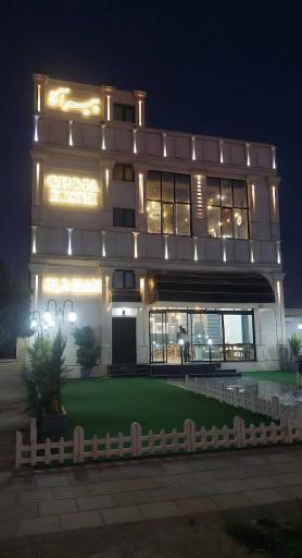 عکس کافه رستوران پیرآقا