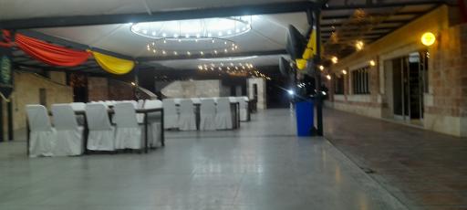 عکس زائر سرای بانک ملی ایران