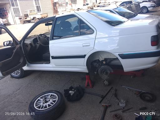 عکس تعمیرگاه مکانیکی و جلوبندی هه ژار