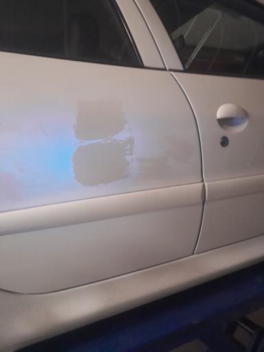 عکس مرکز تشخیص رنگ خودرو البرز