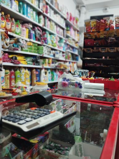 عکس سوپر مارکت حسینی