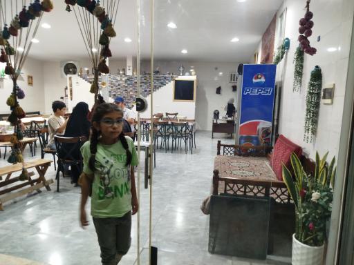 عکس دیزی سرای عمو سعید