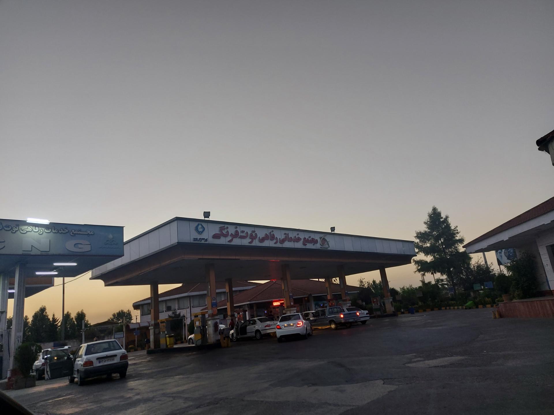 عکس پمپ گاز CNG