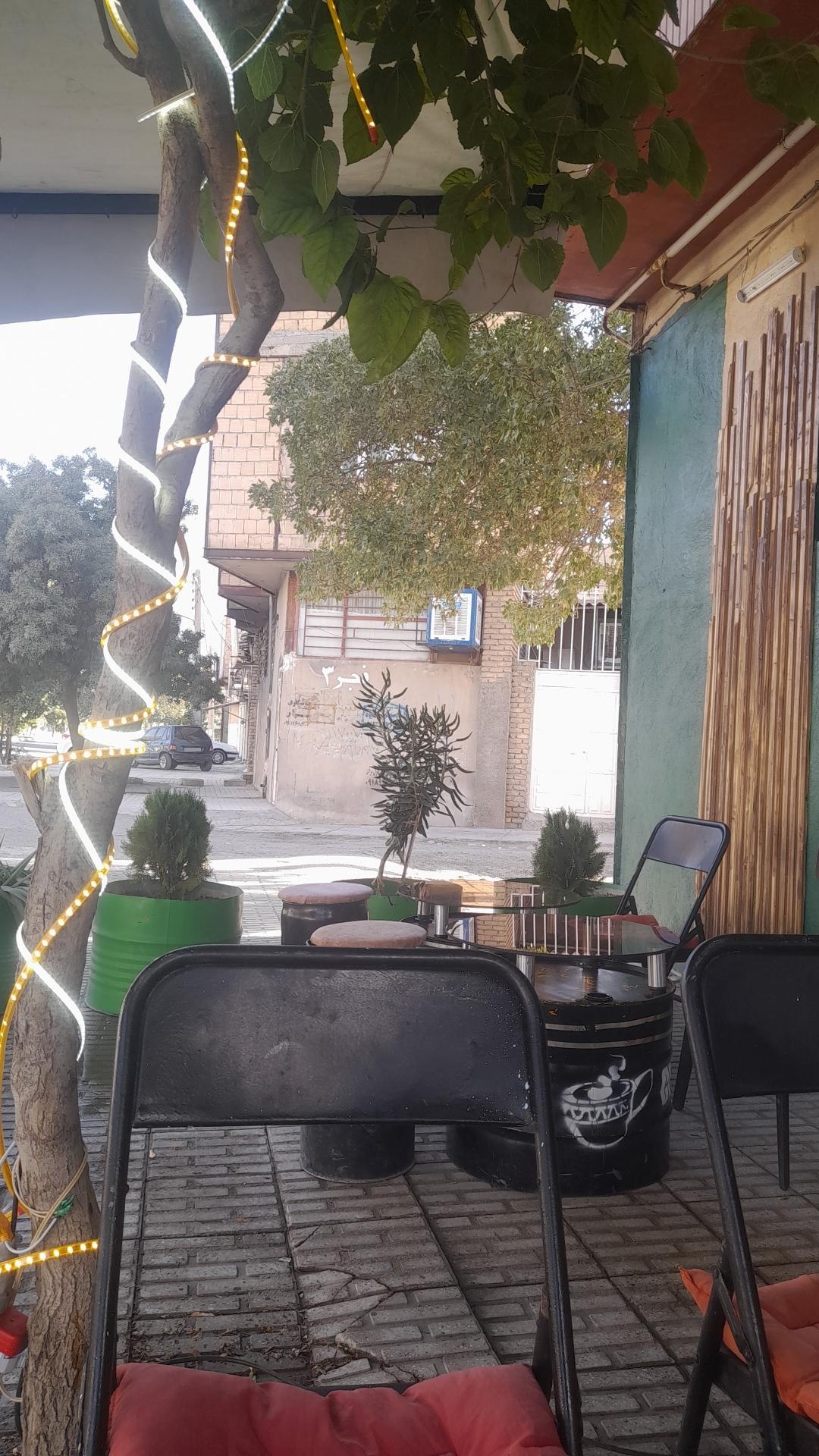 عکس کافه صبحانه رهام