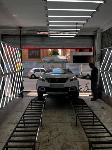 عکس مرکز تشخیص رنگ خودرو البرز