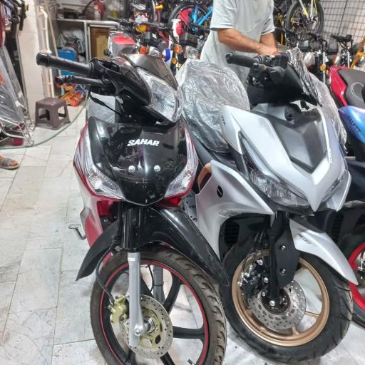 عکس موتورسیکلت پردیس