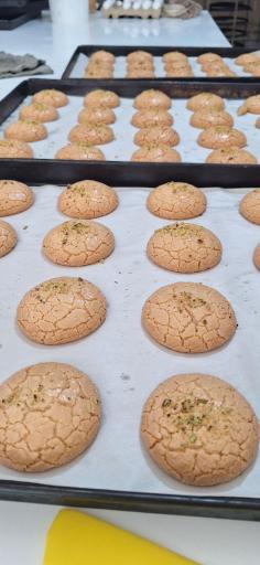 عکس نان شیرینی کلبه