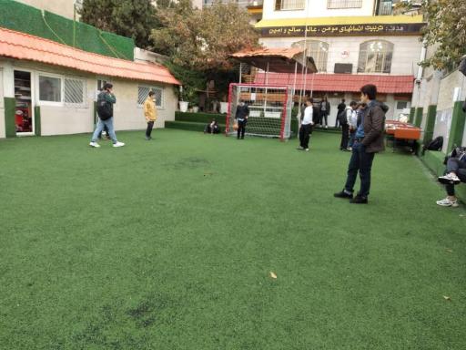 عکس دبیرستان پسرانه غیردولتی جاوید